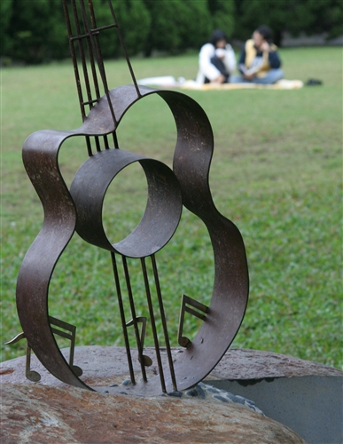 「唱自己的歌」-李雙澤立碑