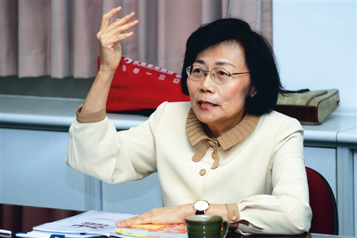 產學菁英紛至沓來參訪演講    學子受益匪淺