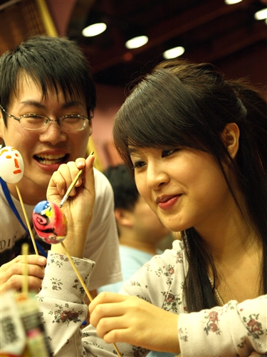 慶祝復活節畫彩蛋