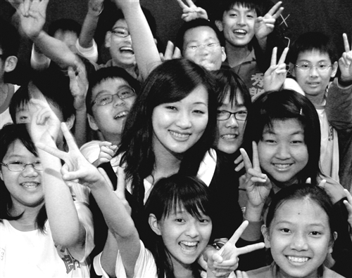 保險系系友黃莉智