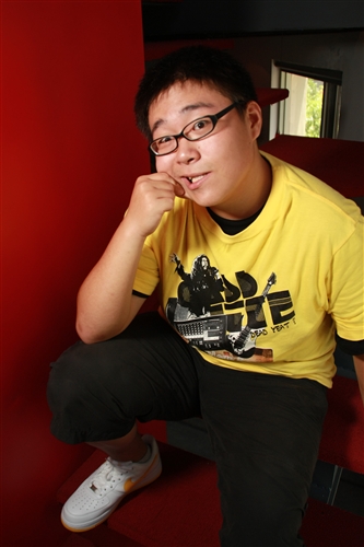 郝劭文　運管系學生　知名藝人