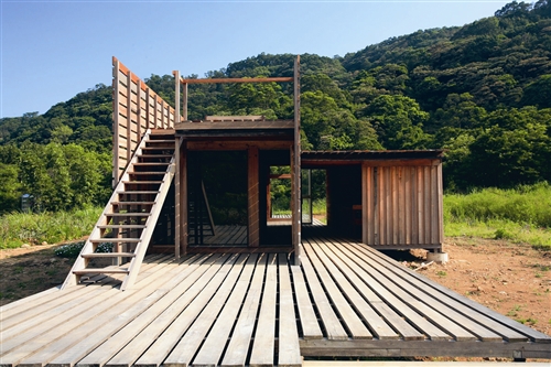 建築校友陳右昇 抱回世界建築社群獎