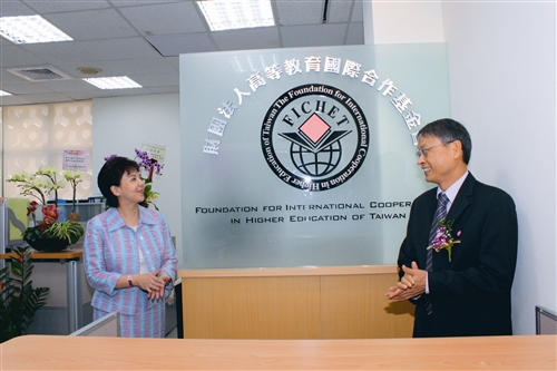 張校長再任高教基金會董事長