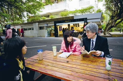 師生談天論學 愛上多元林蔭大道