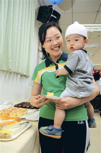 俄文系系友回娘家