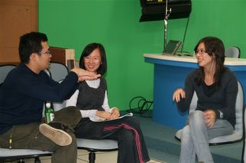 教學助理教學系列專題講座：瘋狂實驗認真學--從遊戲與問答中培養認真的態度