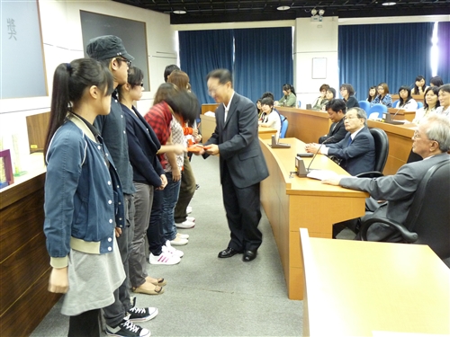 日文系系友回娘家