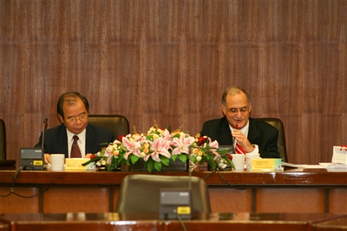 「美國新聞與世界報導」綜合型大學排名專題演講