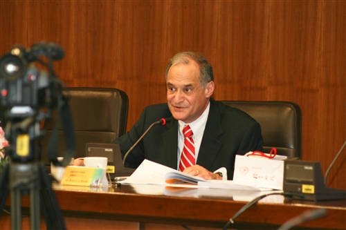 「美國新聞與世界報導」綜合型大學排名專題演講