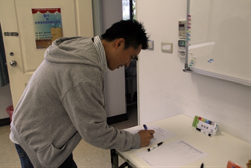 專題講座：囧rz與大學生學習興趣之誘發