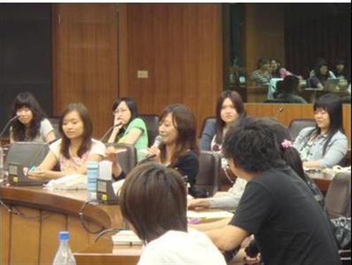 98學年度「國際志工之培訓課程」