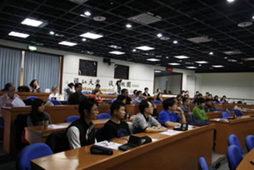 專題講座：大學教師如何幫助學生學習