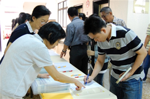 98學年度大一導師輔導知能暨大學學習課程研習會