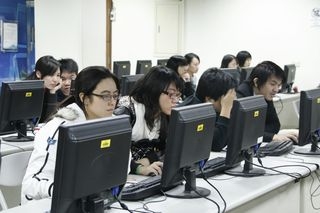 981教學助理教學工作坊：讓你的簡報亮起來-PowerPoint2007美妝技巧