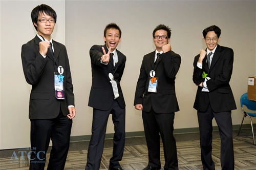 本校產經系所林志學、陳永哲、陳李豪、李今洋同學，參加「2009第七屆ATCC全國大專院校商業個案競賽」，一路過關斬將，從全國300多支隊伍中突破重圍，勇奪亞軍，為該活動開辦以來，首次有私立大學學生獲獎。