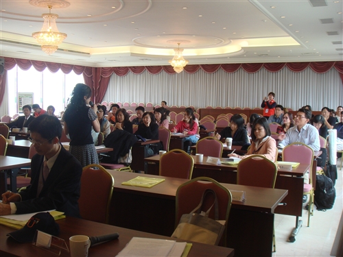 2009台灣國際安全學校暨安健學校論壇在本校淡水校園覺生國際會議廳舉行，與會人員共同探討台灣、美國與日本之安健學校推動制度、經驗與成果。