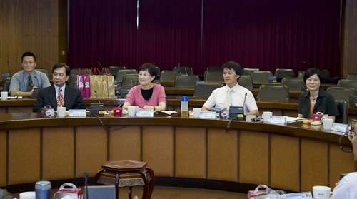 台北市中等學校校長協會一行人蒞校參訪本校之教育品質管理。