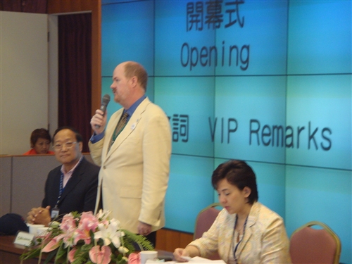 2009台灣國際安全學校暨安健學校論壇在本校淡水校園覺生國際會議廳舉行，與會人員共同探討台灣、美國與日本之安健學校推動制度、經驗與成果。