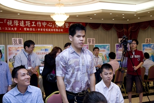 「視障遠距工作中心」於本校正式揭牌啟用，再度開啟視障者e生路。