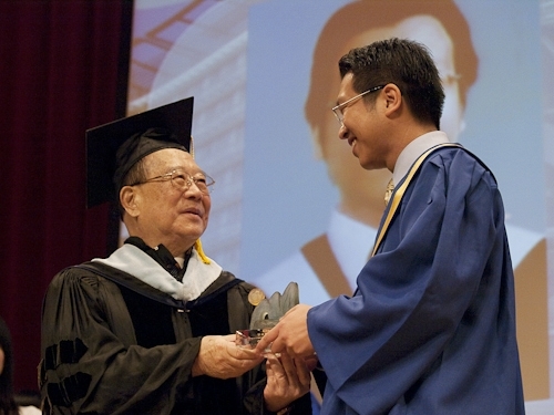 WelcomeProf. Dr. Klaus Dicke, Rector, the University of Jena, Germany