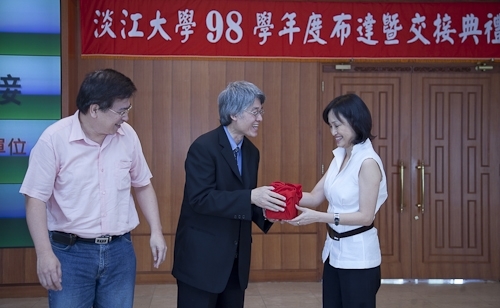 WelcomeProf. Dr. Klaus Dicke, Rector, the University of Jena, Germany