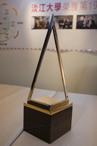 WelcomeProf. Dr. Klaus Dicke, Rector, the University of Jena, Germany