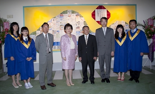 WelcomeProf. Dr. Klaus Dicke, Rector, the University of Jena, Germany