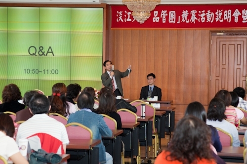 WelcomeProf. Dr. Klaus Dicke, Rector, the University of Jena, Germany