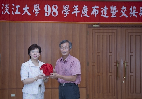 WelcomeProf. Dr. Klaus Dicke, Rector, the University of Jena, Germany