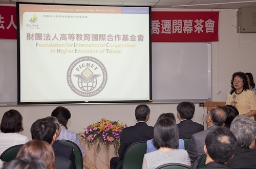 WelcomeProf. Dr. Klaus Dicke, Rector, the University of Jena, Germany