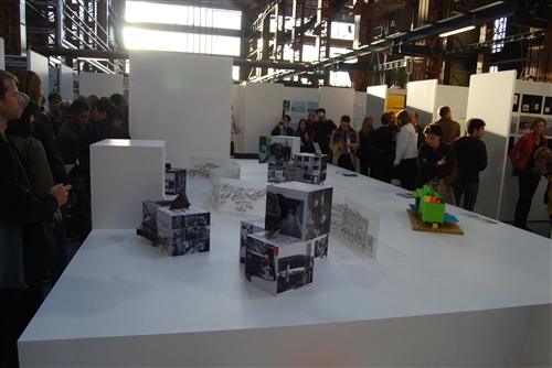 WelcomeProf. Dr. Klaus Dicke, Rector, the University of Jena, Germany