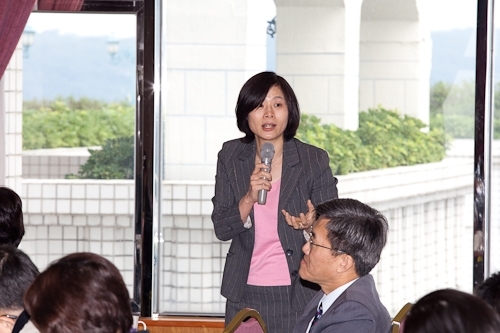 WelcomeProf. Dr. Klaus Dicke, Rector, the University of Jena, Germany