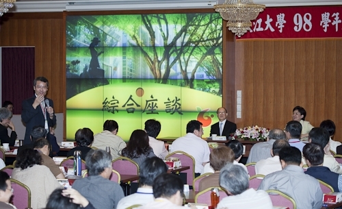 WelcomeProf. Dr. Klaus Dicke, Rector, the University of Jena, Germany