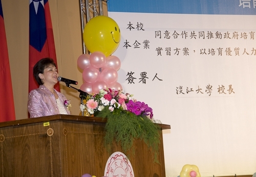 WelcomeProf. Dr. Klaus Dicke, Rector, the University of Jena, Germany