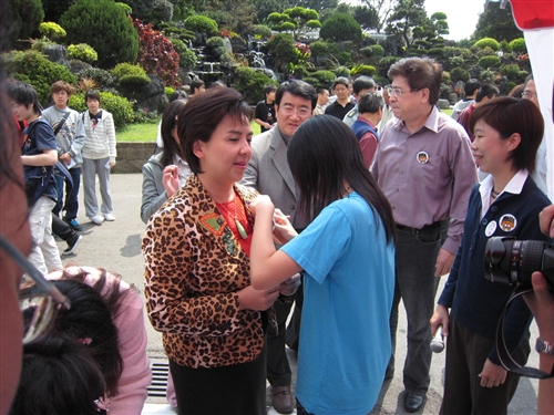 WelcomeProf. Dr. Klaus Dicke, Rector, the University of Jena, Germany