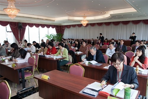 WelcomeProf. Dr. Klaus Dicke, Rector, the University of Jena, Germany