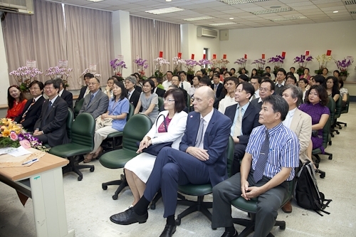 WelcomeProf. Dr. Klaus Dicke, Rector, the University of Jena, Germany