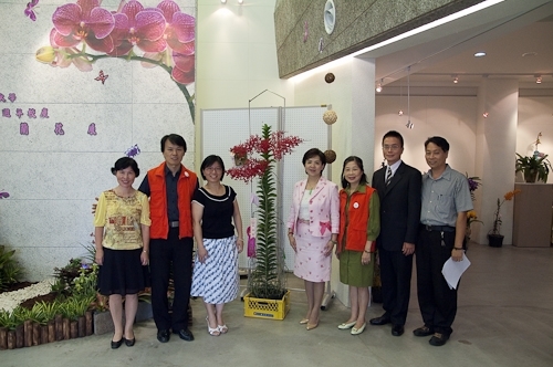 WelcomeProf. Dr. Klaus Dicke, Rector, the University of Jena, Germany