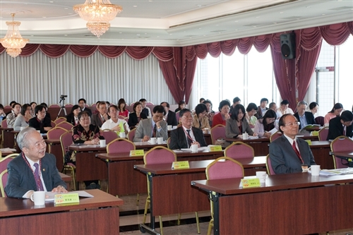 WelcomeProf. Dr. Klaus Dicke, Rector, the University of Jena, Germany