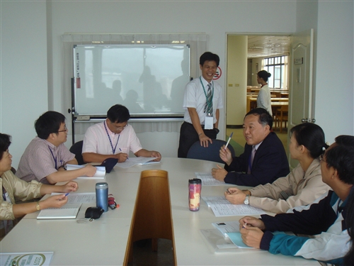 WelcomeProf. Dr. Klaus Dicke, Rector, the University of Jena, Germany