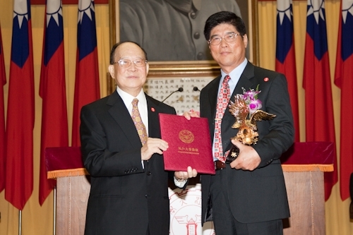 WelcomeProf. Dr. Klaus Dicke, Rector, the University of Jena, Germany