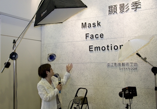 WelcomeProf. Dr. Klaus Dicke, Rector, the University of Jena, Germany