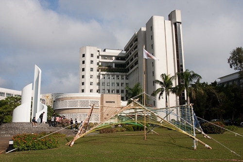 淡江童軍團歡度35週年團慶，本週舉行童軍生活展、團慶大會及譯書出版等活動，讓與會者體驗「修以致和、強健體魄、學習技藝、服務人群」之一生都受益的學分。