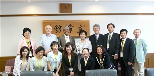 本校張校長於6月14日至18日率領行政訪問團赴日本，訪問立命館亞洲太平洋大學、長崎外國語大學、長崎大學和九州大學等4所姊妹校，進行觀摩與交流。