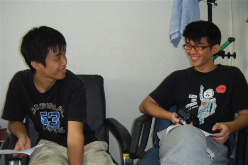 資訊工程學系將於今年校慶日舉辦「創系四十週年－團團圓圓千人同學會」，本活動動員了近百位校友及師生組成「宣達團」，共同喚起校友們往日在淡江的記憶，重返資訊人的「光陰的故事」。