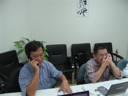 資訊工程學系將於今年校慶日舉辦「創系四十週年－團團圓圓千人同學會」，本活動動員了近百位校友及師生組成「宣達團」，共同喚起校友們往日在淡江的記憶，重返資訊人的「光陰的故事」。