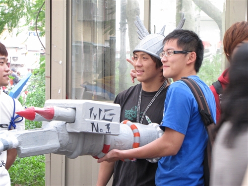 第1屆「機電週」活動於本週在工學大樓3樓熱鬧舉行，靜態展示及動態互動等活動增進全校師生對機電系的認識，也讓同學有更多實作及自我學習的機會。