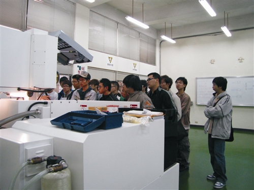 98學年度淡江大學第一屆機電週-----工機初啼威震淡江