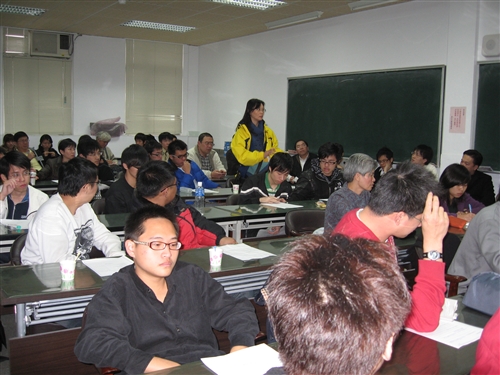 物理系學生、學生家長暨系友就業經驗座談會