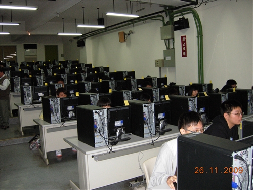 學習與教學中心辦理98學年度大一新生「學習風格」問卷調查。